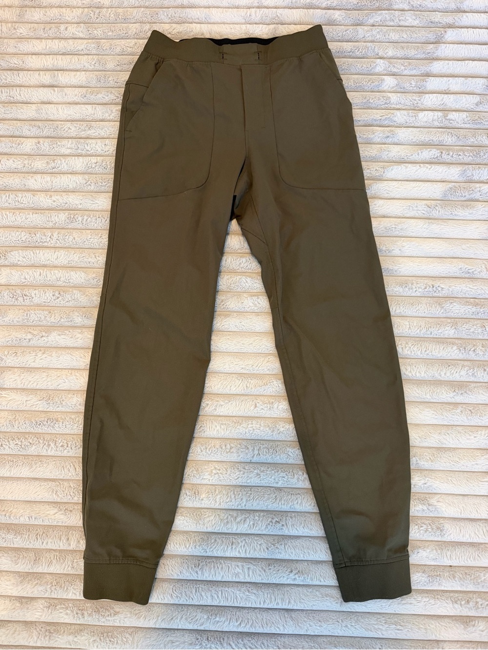 Lululemon ABC Jogger Pants - Olive Green